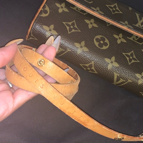 Louis Vuitton Florentine - Picture 8 of 8